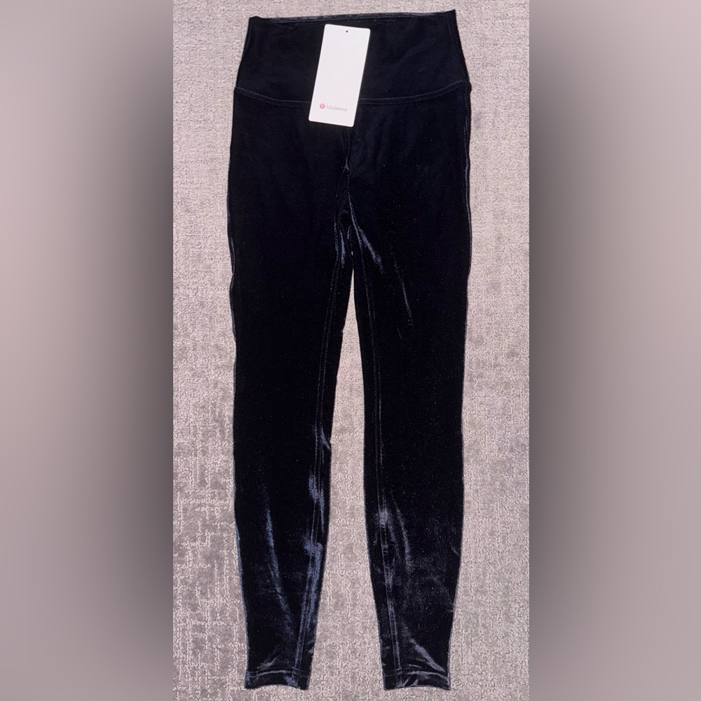 Lululemon Black Velvet Wunder Lounge HR Tight Leggings 28” - Size 6